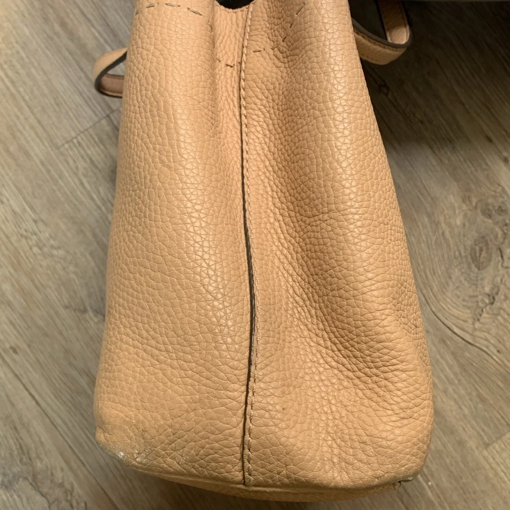 Tory Burch Tan Leather Purse - Picture 7 of 14